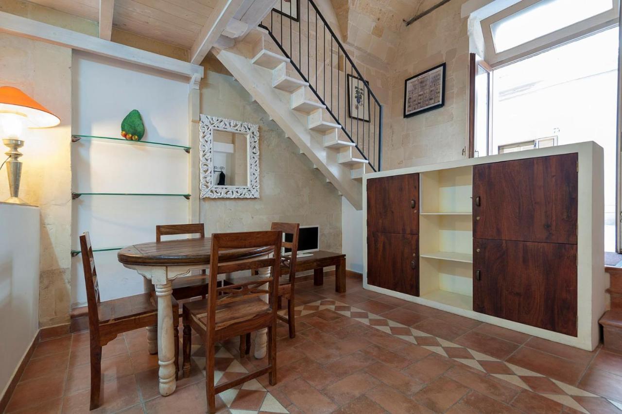 Dimora Dei Baroni Apartment Lecce Exterior foto