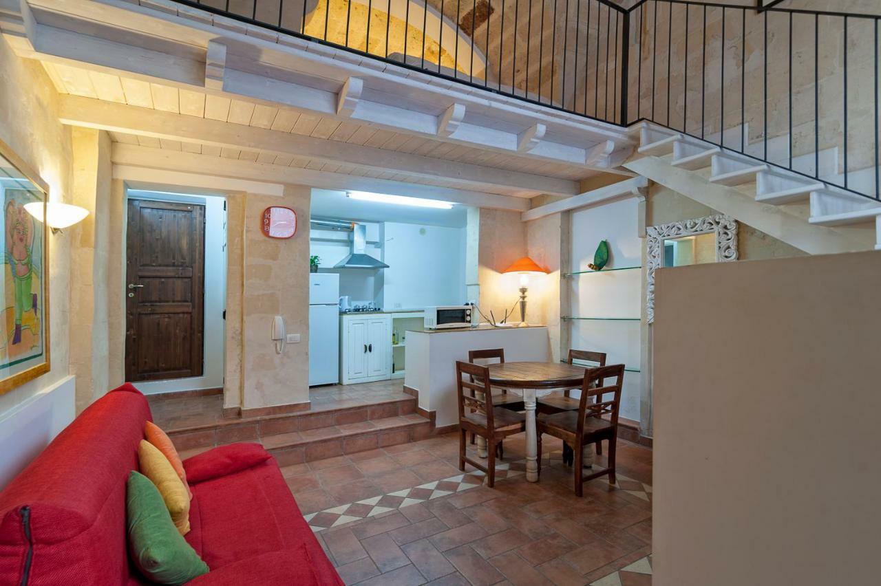 Dimora Dei Baroni Apartment Lecce Exterior foto